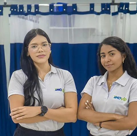 Equipo de especialistas de MOVID